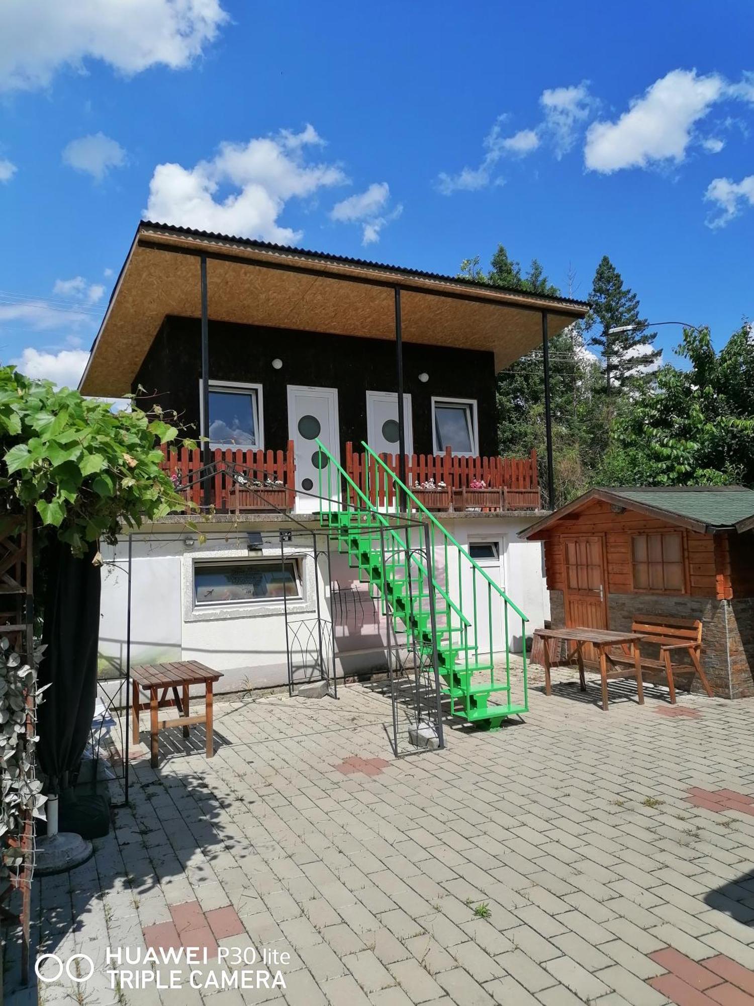 Hostel Trajan Donji Milanovac Zewnętrze zdjęcie